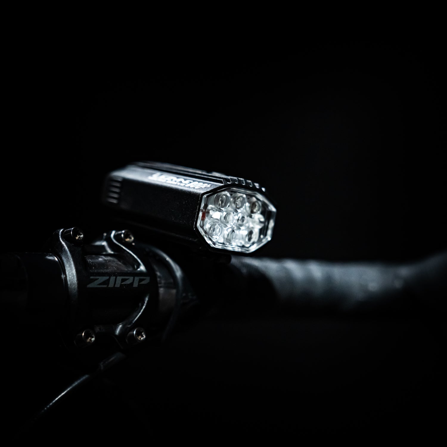 Micro Drive 800+ front bike light