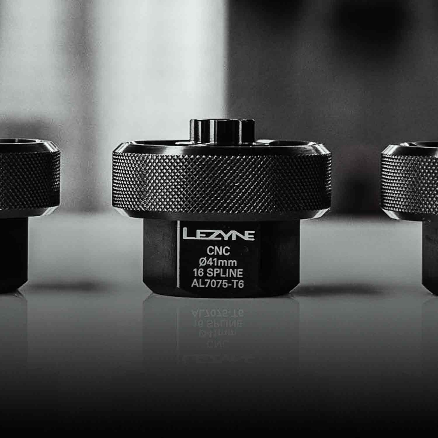 A tool part with the words Lezyne CNC 041mm 16 Spline AL7075-T6 printed on it.