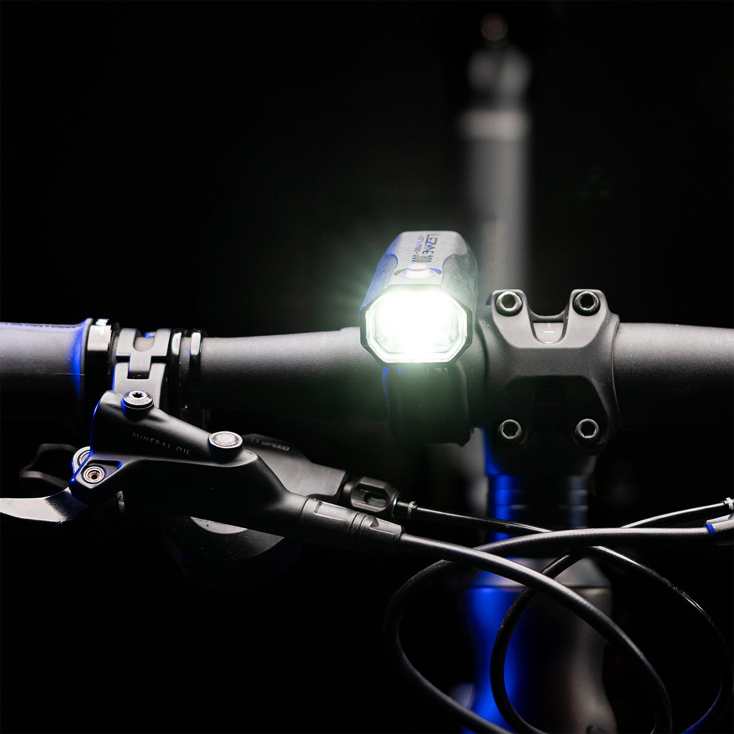 LEZYNE KTV DRIVE PRO 300+ | LED FRONT BIKE LIGHT