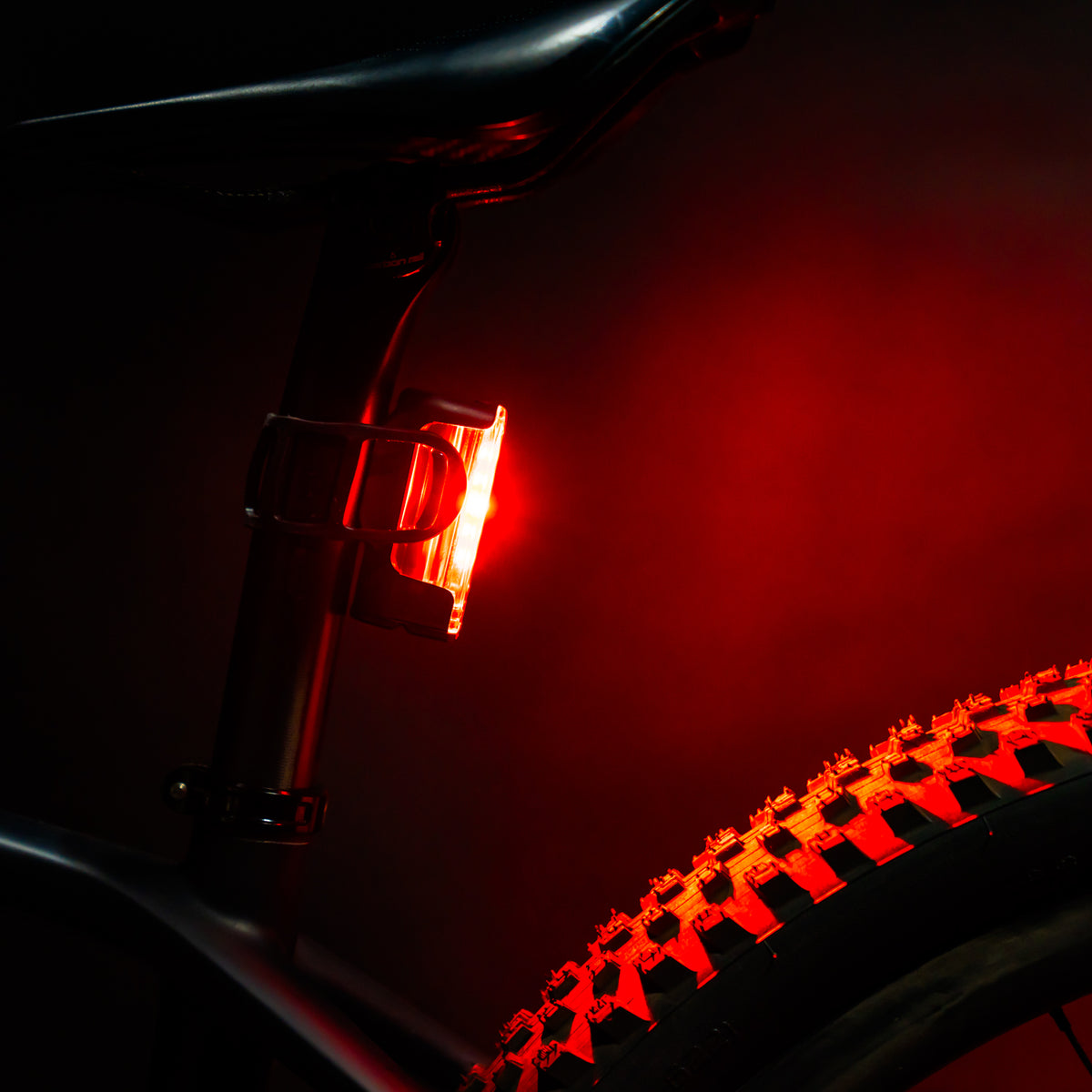 Lezyne Rear Rack Light LEZYNE STRIP DRIVE 300+ REAR | LED REAR BIKE LIGHT