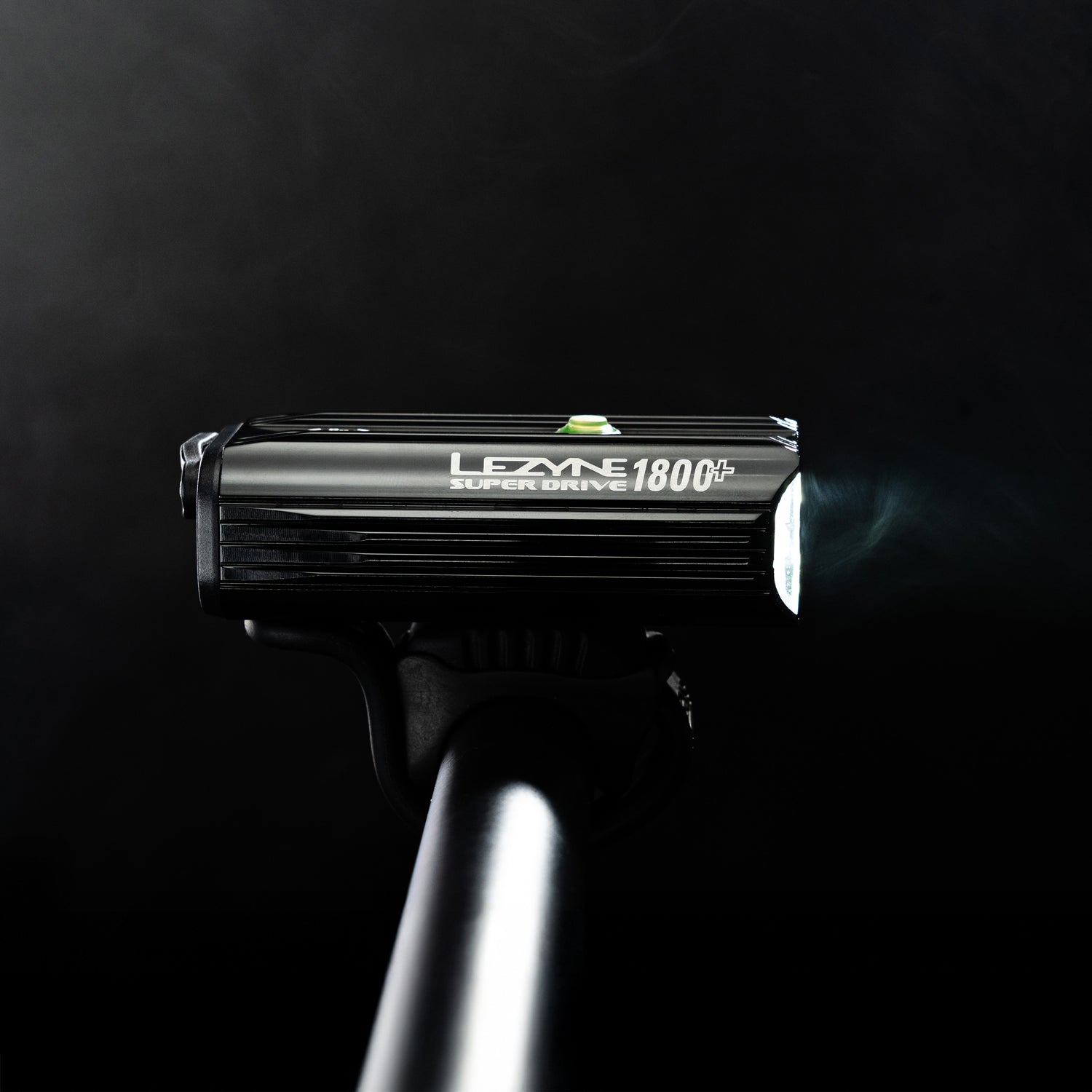 LEZYNE SUPER DRIVE 1800+ SMART | LED FRONT BIKE LIGHT