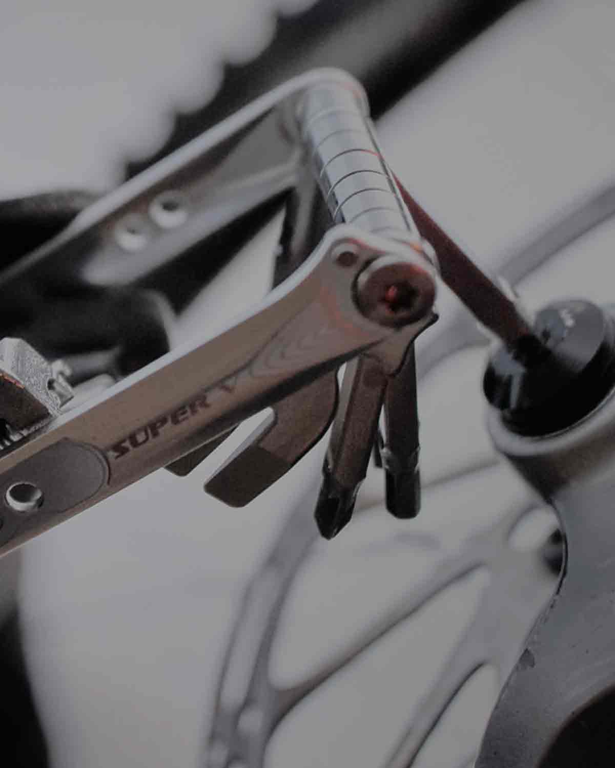 KMC　CNC　LEZYNEなど　自転車パーツなど9点セット　7-2-7 BIKE TOOLS