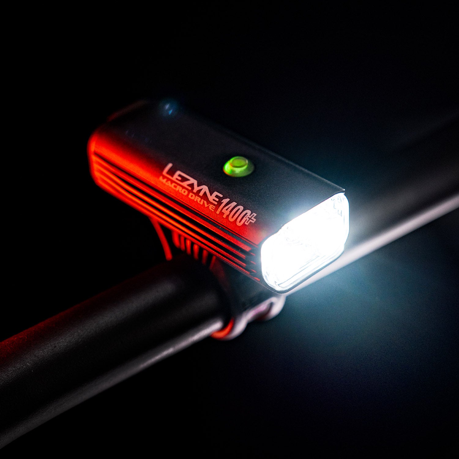 Lezyne Macro Drive 1400+ front bike light 